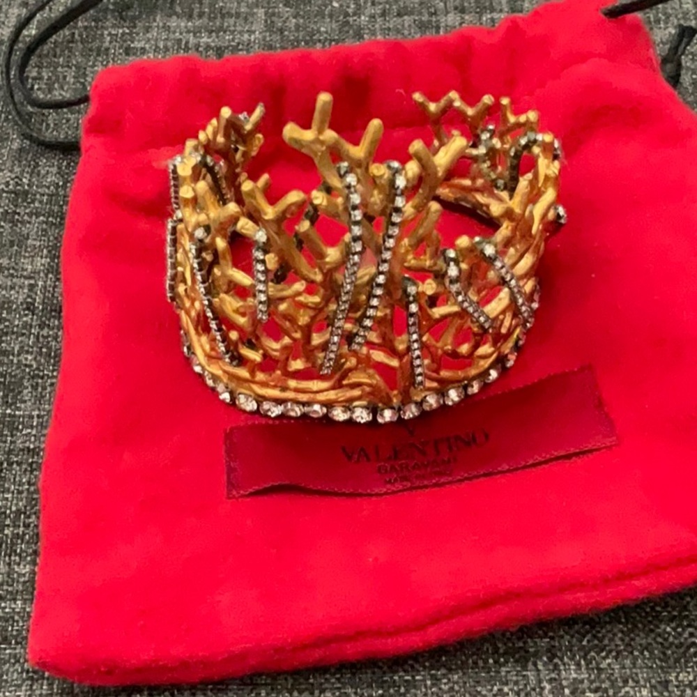 VALENTINO Garavani Coral cuff bracelet, matte gold and jewels. Rare and unique - Picture 5 of 10